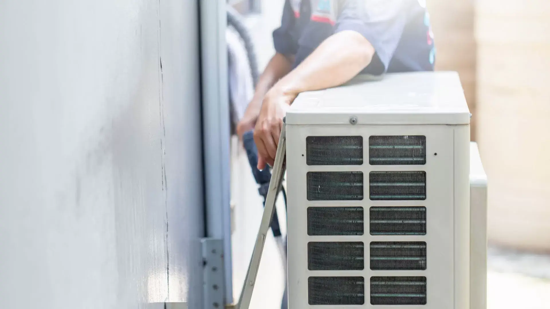 When to Consider Air Conditioner Replacement